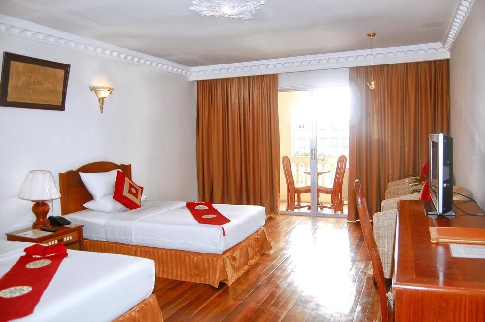 Goldiana Angkor Hotel Сием Реап Екстериор снимка